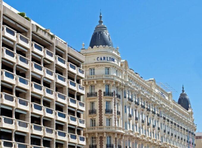 Cannes: Private Architecture Tour With a Local Expert - Belle Époque and Post-World War II Eras