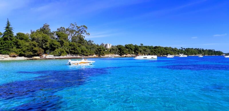 Cannes: Private Boat Tour Mandelieu Théoule Lérins Islands - Boat Amenities and Equipment