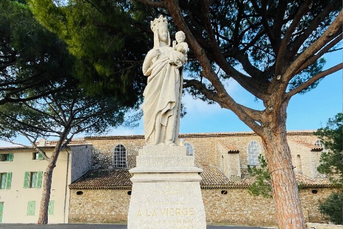 Cannes Scavenger Hunt and Sights Self-Guided Tour - Accessibility and Inclusivity