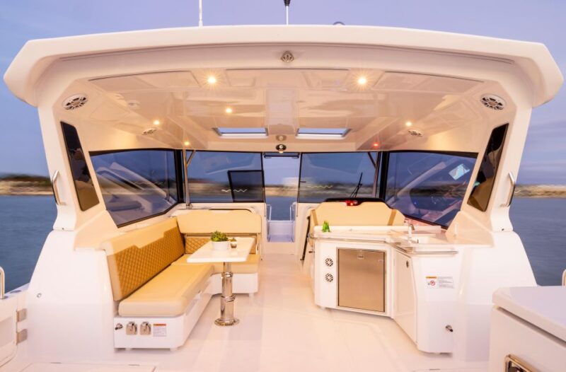 Cannigione: Aquila 36 Catamaran Daycruiser Rental - Experience Highlights