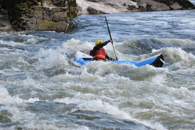Canoa Raft - River Exploration