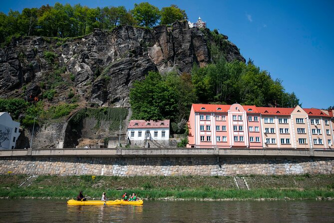 Canoeing on the Elbe River From Děčín to Bad Schandau - Meeting and End Points