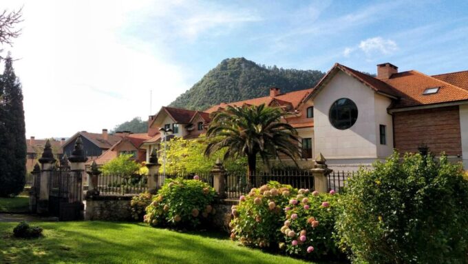 Cantabria: The Castillo Caves & Paleolithic Art - Frequently Asked Questions