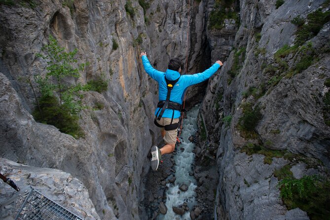 Canyon Swing With OUTDOOR - Stunning Views of Swiss Alps