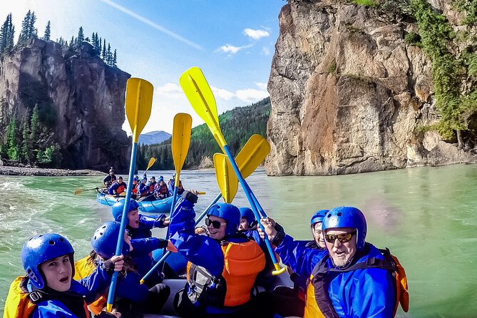 Canyon Whitewater - Friendly Water Fight