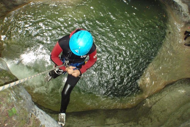 Canyoning Discovery 3h in Aix Les Bains / Chambery: Terneze - Gear and Supervision