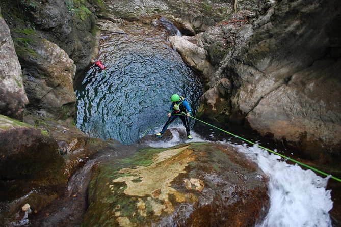 Canyoning Discovery of Versoud in Vercors - Grenoble - Key Points