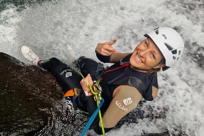 Canyoning EN Famille in Bouilante - Key Points