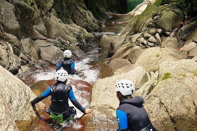 Canyoning EN Famille in Bouilante - An In-Depth Look at the Canyoning Experience in Bouilante