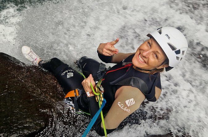 Canyoning EN Famille in Bouilante - FAQs