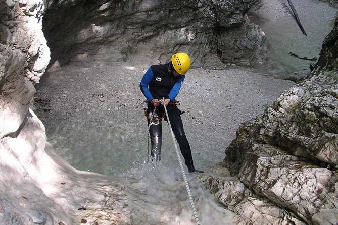 Canyoning Fratarica - Included Services