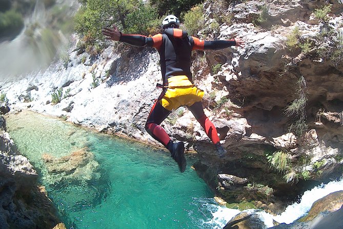 Canyoning in Andalusia: Rio Verde Canyon - Recommended Attire