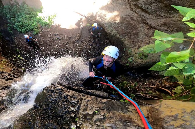 Canyoning in Rainforest: the Hidden Waterfalls of Gran Canaria - Abseiling Techniques and Guidance