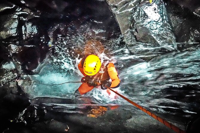 Canyoning in Salto Do Cabrito (São Miguel - Azores) - Participant Requirements