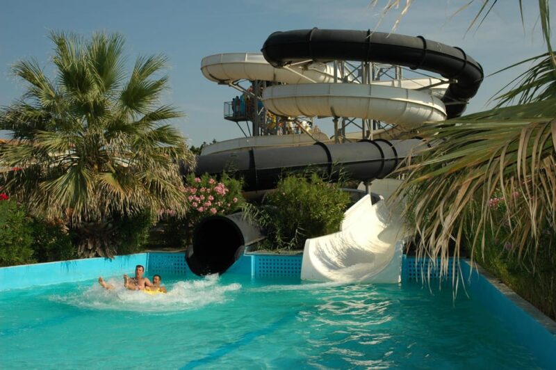 Cap D'Agde: Aqualand Water Park Entry Ticket - Facilities and Amenities