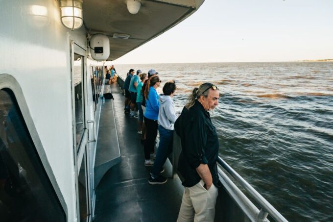 Cape May: Cape May Island Sunset Cruise & Dolphin Watching - Live Tour Guide in English
