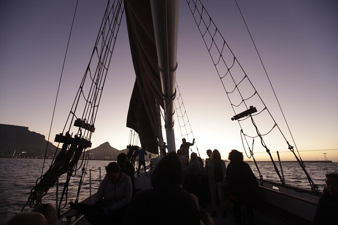 Cape Town 1.5 Hours Sunset Cruise - The Spirit of Victoria - Key Points