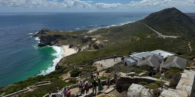 Cape Town: 2 Oceans Helicopter Tour Incl. Boat Cruise Ticket - Frequently Asked Questions