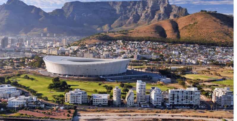 Cape Town Explorer Tour & Table Mountain - Experience Highlights