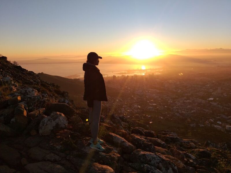 Cape Town: Lions Head Sunrise Hike - Included Amenities