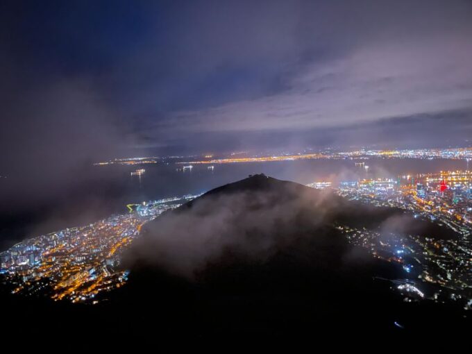 Cape Town: Lions Head Sunrise & Sunset Guided Hike - Flexible Booking