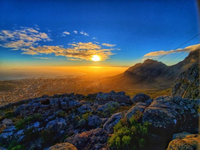 Cape Town: Lions Head Sunrise & Sunset Guided Hike - Meeting Point