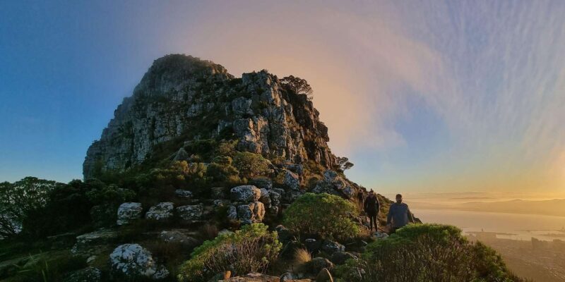 Cape Town: Private Lions Head Sunrise & Sunset Guided Hike - Meeting Details