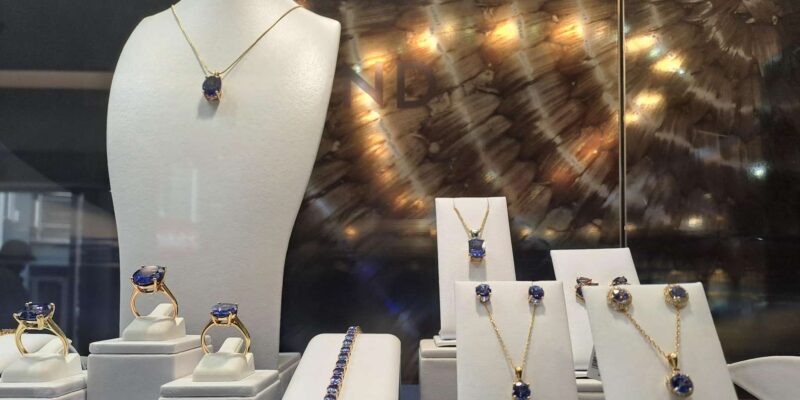 Cape Town Retail and Diamond Workshop Private Tour - Tour Overview