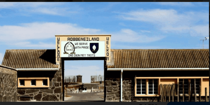 Cape Town: Robben Island and Two Oceans Aquarium Day Tour - Flexible Booking and Cancellation