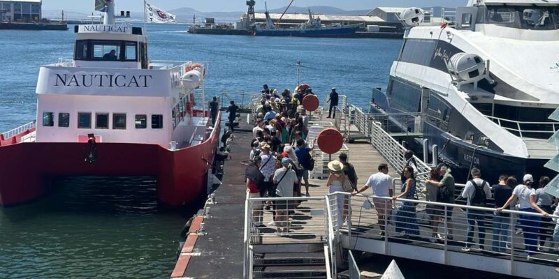 Cape Town: Robben Island and V&A Waterfront Tour With Ticket - Key Points