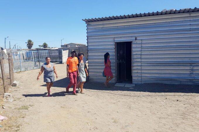 Cape Town: Robben Island Ferry Ticket and Townships Tour - Private Air-conditioned Transportation