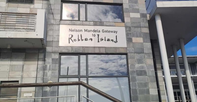 Cape Town: Robben Island Ferry With Prison Ticket and Tour - Highlights of the Experience