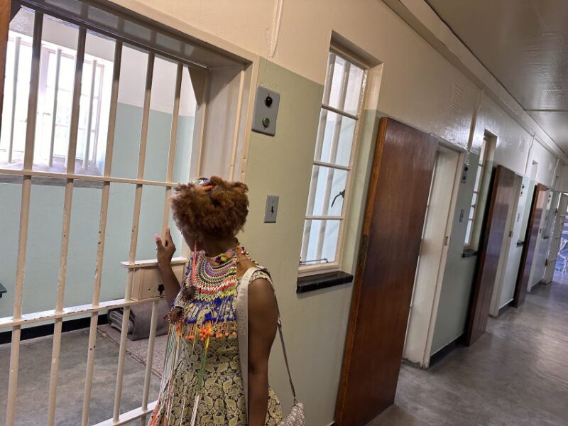 Cape Town: Robben Island & Table Mountain W/Hotel Transfer - Robben Island Tour