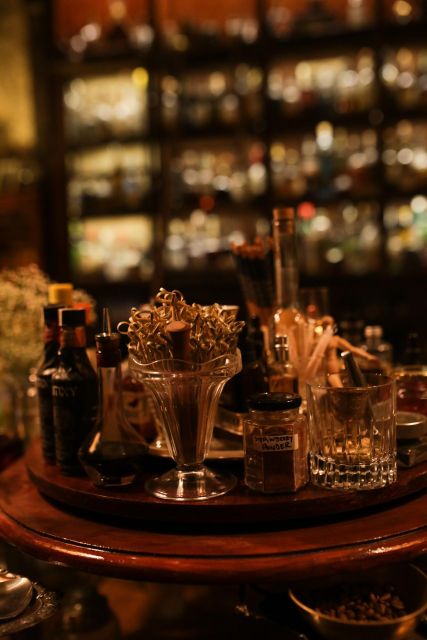 Cape Town: Secret Cocktail Nightlife Experience - Detailed Itinerary