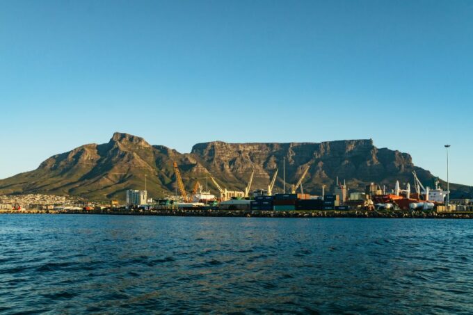 Cape Town: Sunset Champagne Cruise and 3-Course Dinner - Getting There