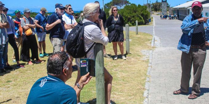 Cape Town: Table Mountain Plus Robben Island Tickets - Transportation and Meeting Point