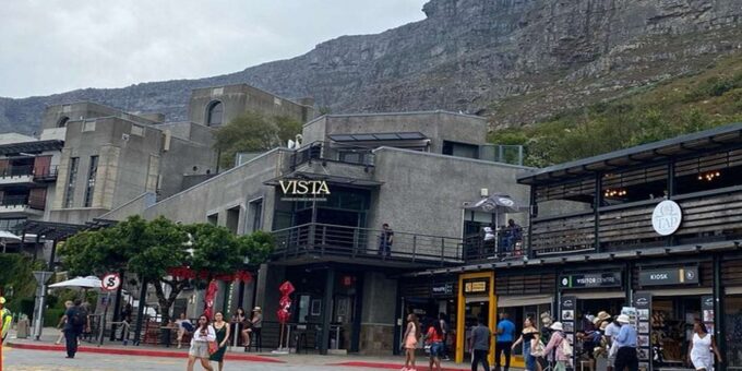 Cape Town: Table Mountain, Zipline, & Wine Tasting Day Tour - Meeting Point and Pickup