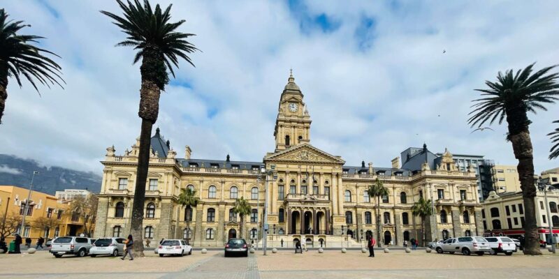 Cape Town: Walking City Tour of Landmarks and Hidden Gems - Itinerary Highlights