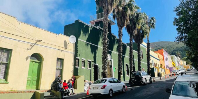 Cape Town: Walking City Tour of Landmarks and Hidden Gems - Guided Walking Experience