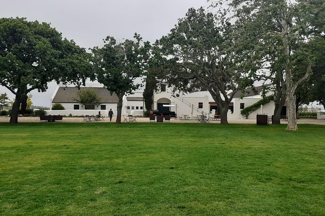 Cape Winelands and Wine Tasting Full Day Tour - Tour Start and End
