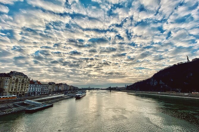 Capital Budapest - Half Day Private Tour (4hr) - Accessibility and Participation