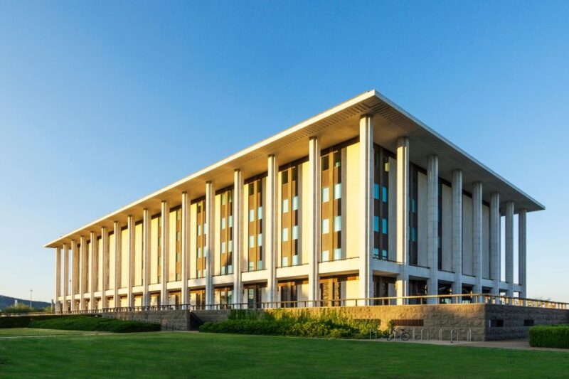 Capital Christmas: Private Festive Tour in Canberra - Stunning Views From Commonwealth Avenue
