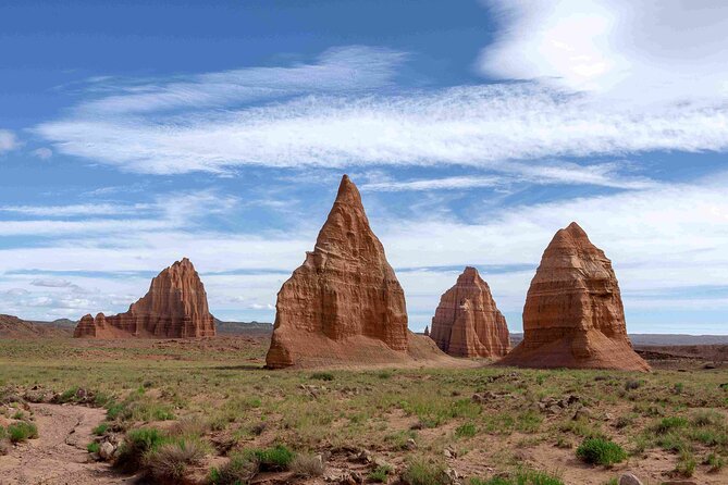Capitol Reef Private Tour in Cathedral Valley and Bentonite Hills - Highlights of Cathedral Valley