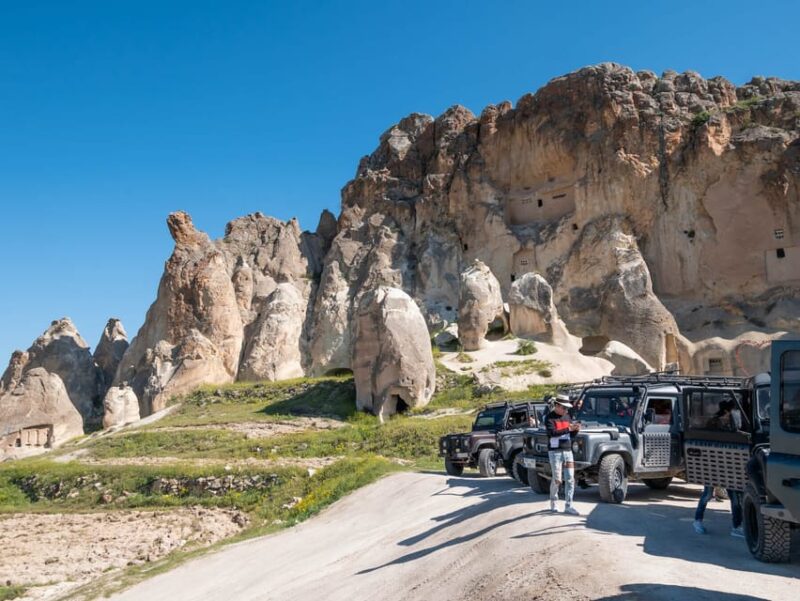 Cappadocia: 4x4 Jeep Safari Sunset and Sunrise - Guided Tour Experience