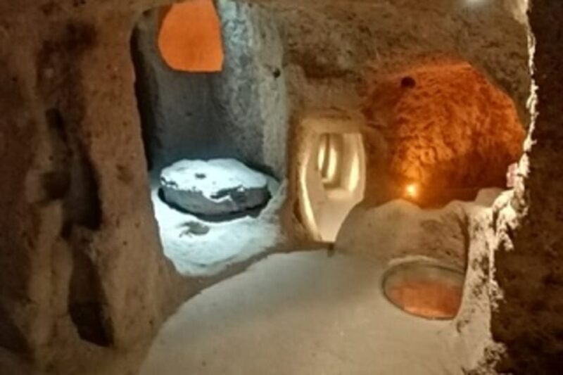 Cappadocia: Derinkuyu Underground, Crater Lake & Ihlara Tour - Narlığöl Crater Lake Stopover