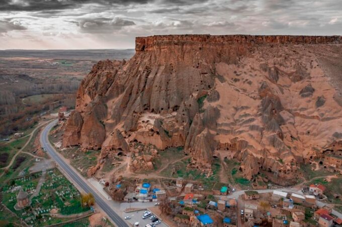 Cappadocia Green Tour - Exploring Derinkuyu Underground City