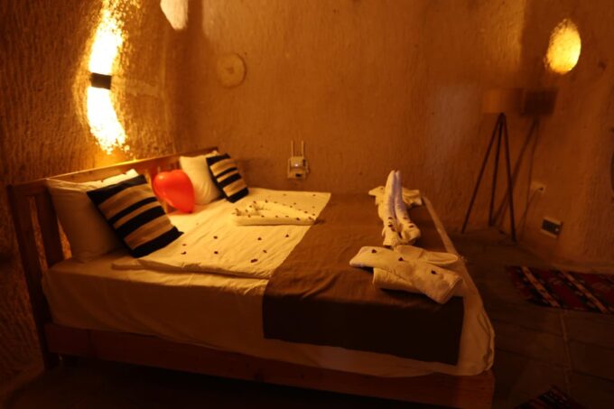 Cappadocia: Honeymoon Package Tour+Red Tour+Hotels+Transfers - Booking and Cancellation