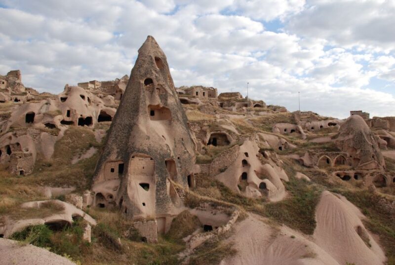 Cappadocia: Hot Air Balloon Flight and Private Red Tour - Goreme Open Air Museum