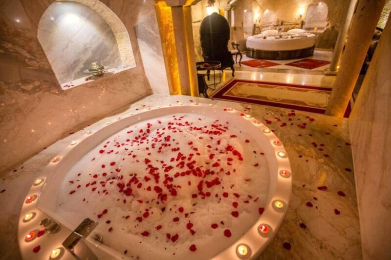 Cappadocia Premium Honeymoon Packages - Dining and Nightlife