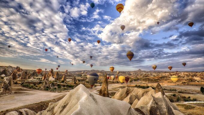 Cappadocia: PRIVATE Red (North) Tour - Devrent Valley Formations